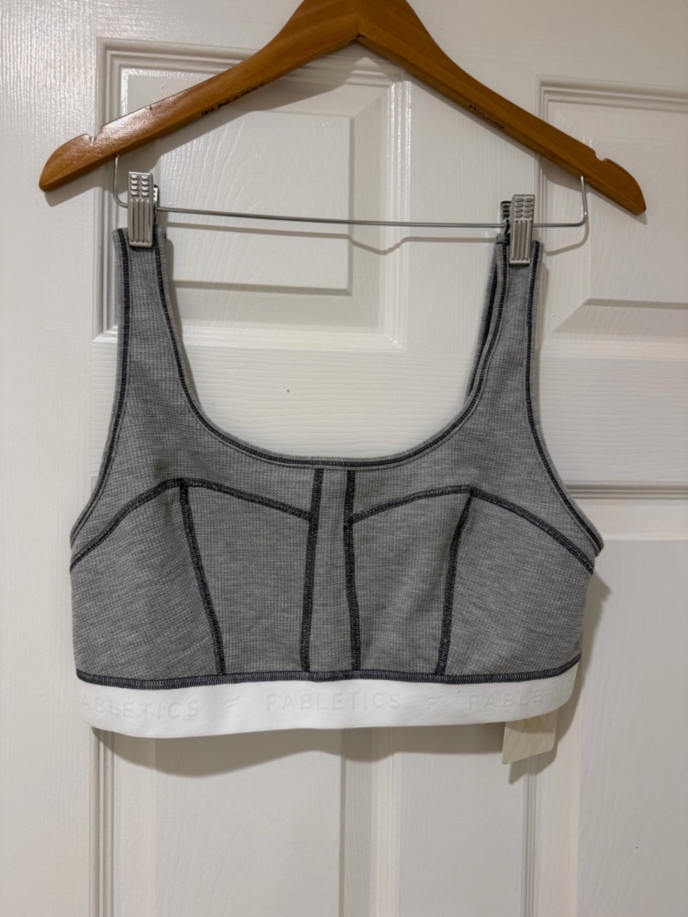 Fabletics Gray & White Contrast Seam Sports Bra